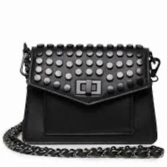 Steve Madden Handbags - NWT Steve Madden Baidan Flap Purse